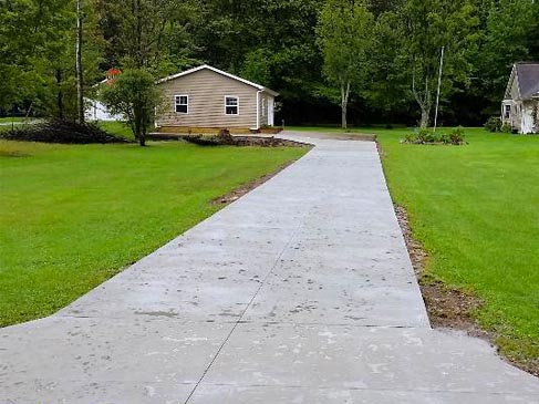 This concrete driveway in Erie County PA was completed by Akerly Concrete Construction of Erie, PA.